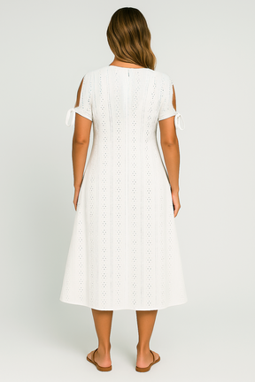 Vestido Zoe  Midi em Lese com Botões no Decote