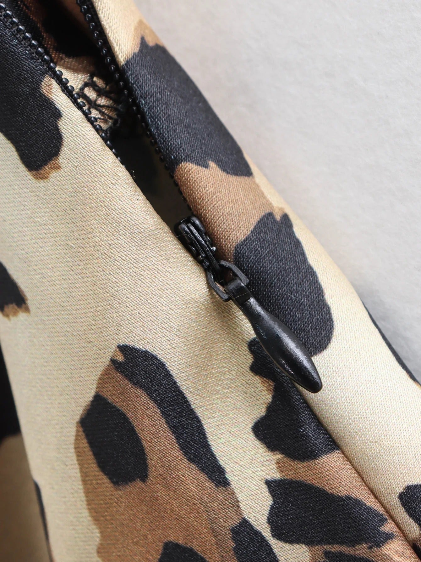 Saia Emilia De Oncinha