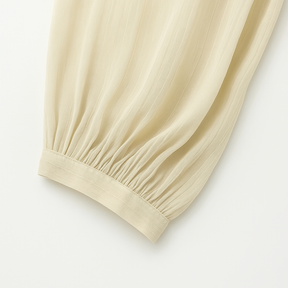 Blusa Madeleine Atemporal e Romântica