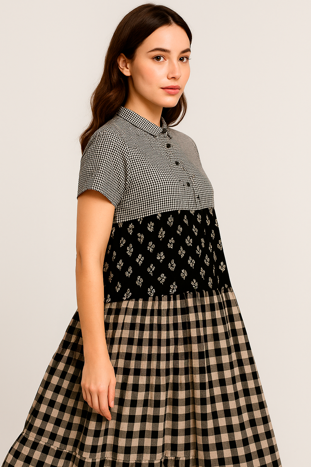 Vestido Marikita  Midi Botões no Decote e  Manga Curta